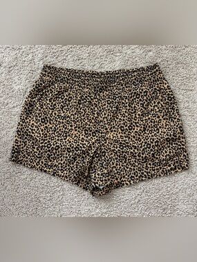Old Navy Active Leopard Print Shorts - Tan & Black
